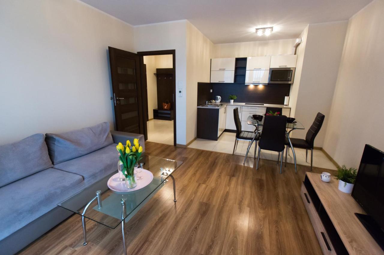 Pcd Aparthotel Ochota Varsó Kültér fotó