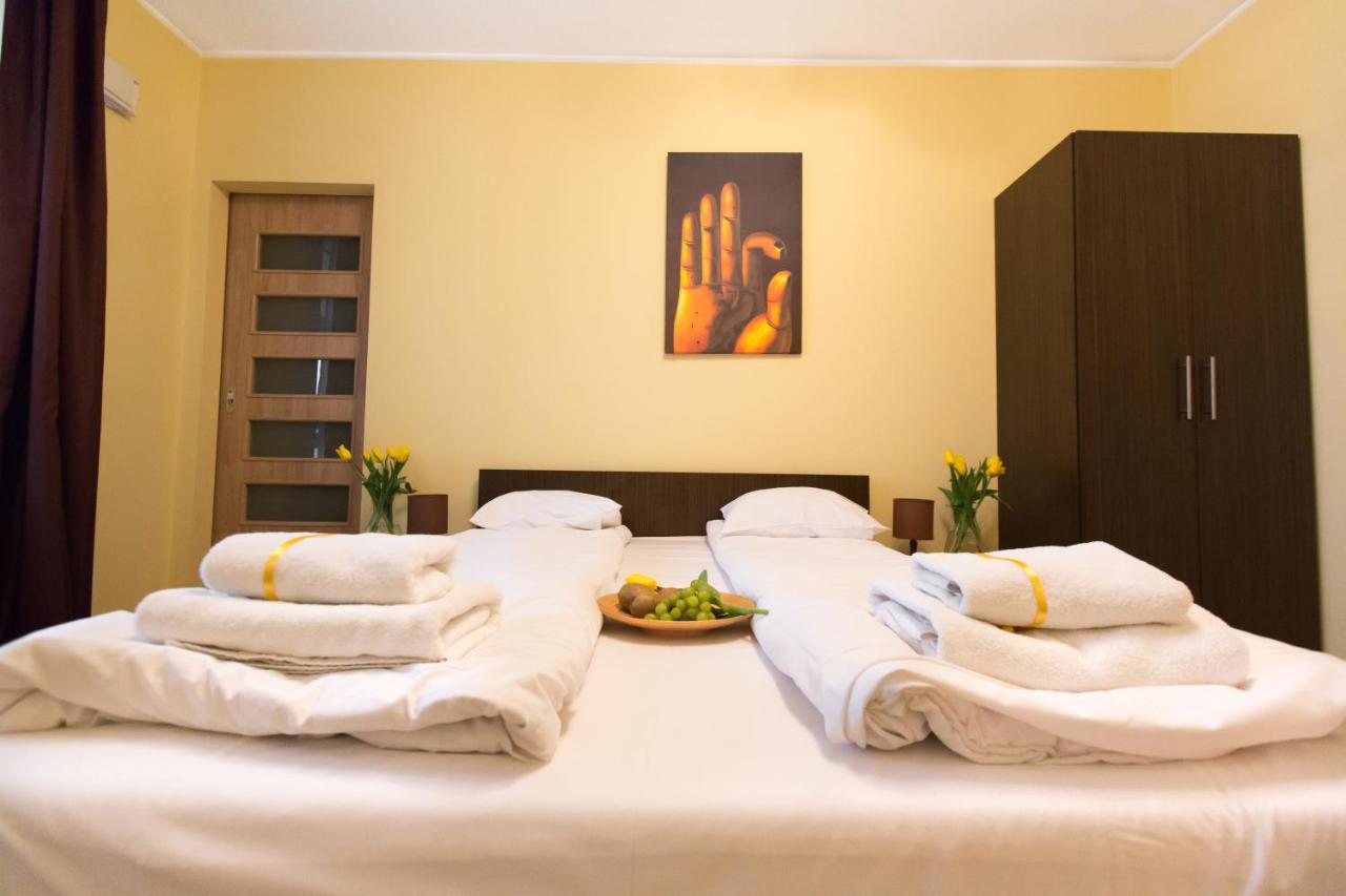 Pcd Aparthotel Ochota Varsó Kültér fotó