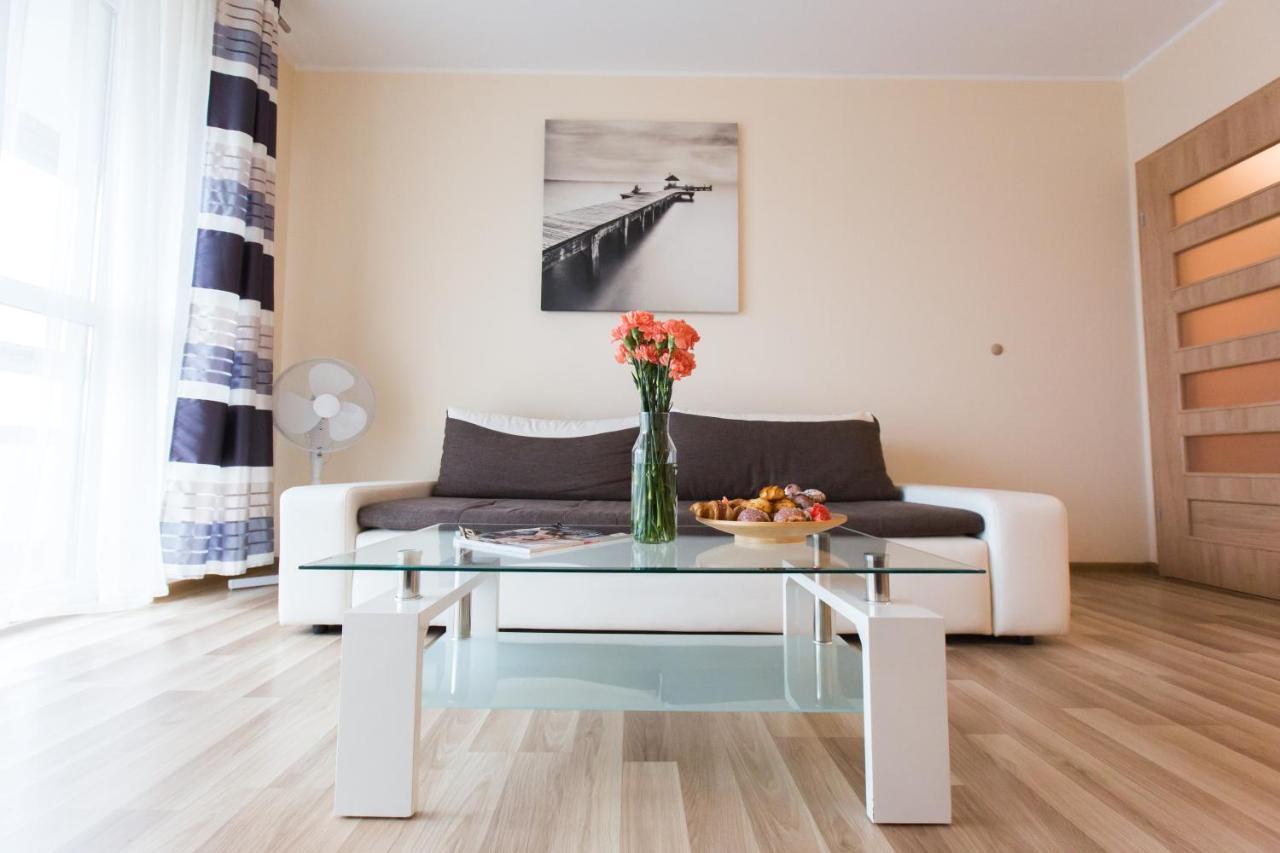 Pcd Aparthotel Ochota Varsó Kültér fotó