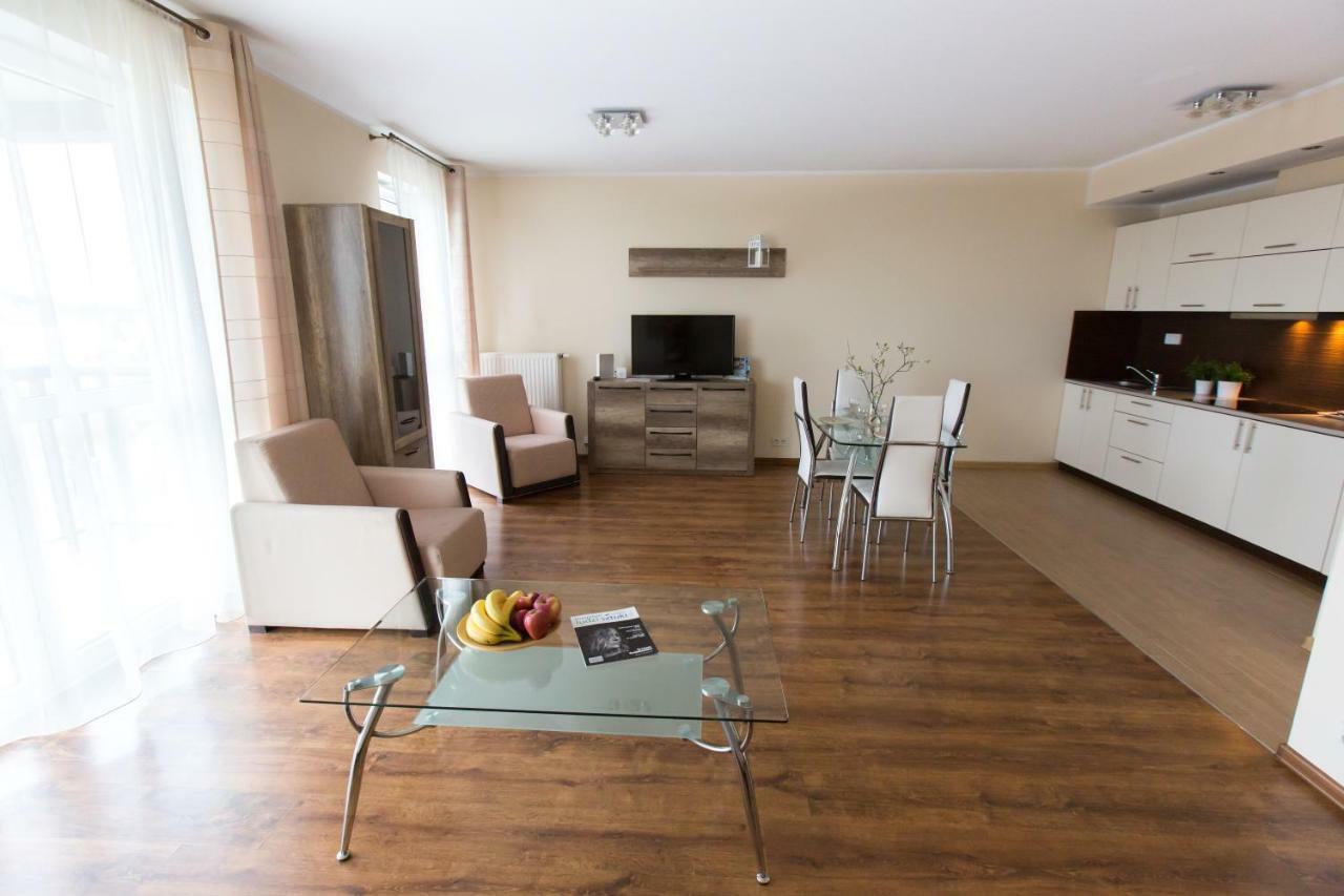 Pcd Aparthotel Ochota Varsó Kültér fotó