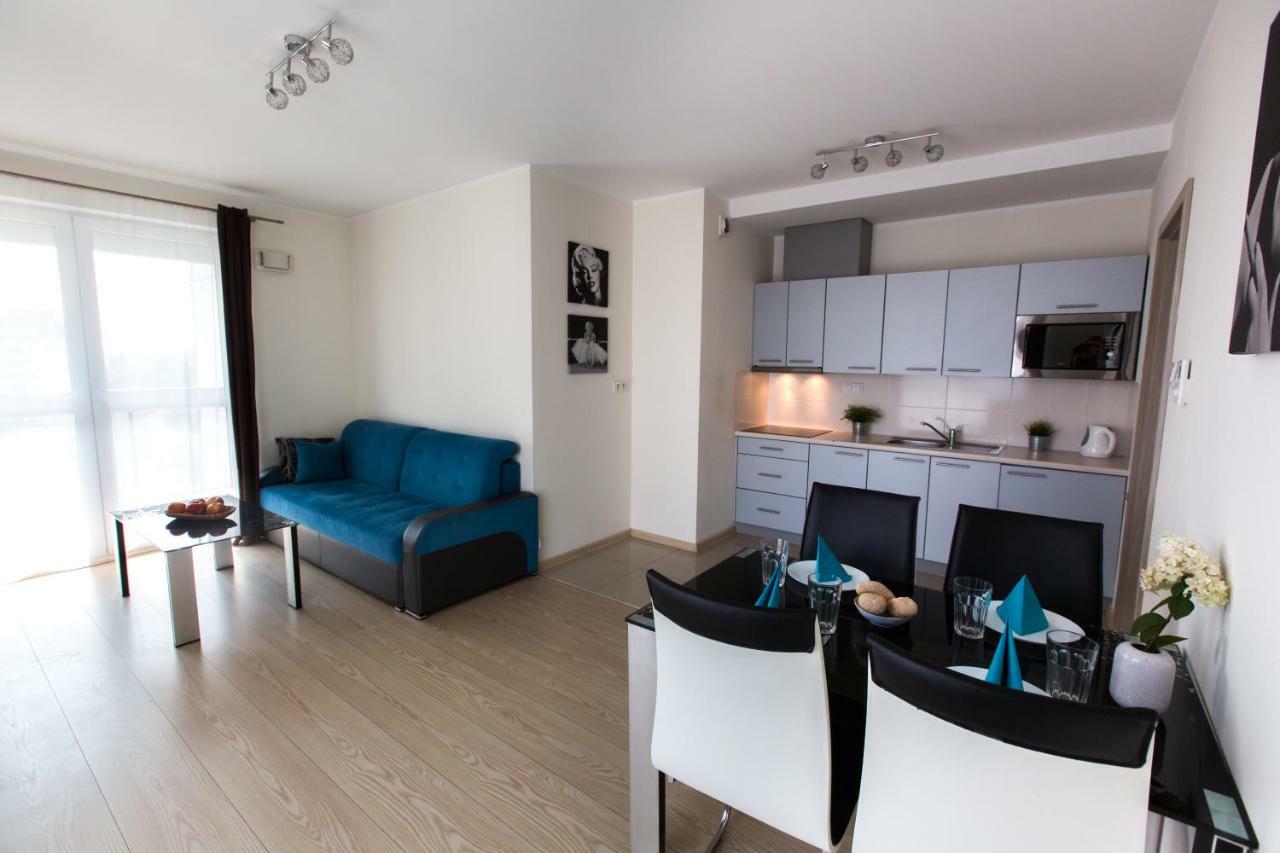 Pcd Aparthotel Ochota Varsó Kültér fotó
